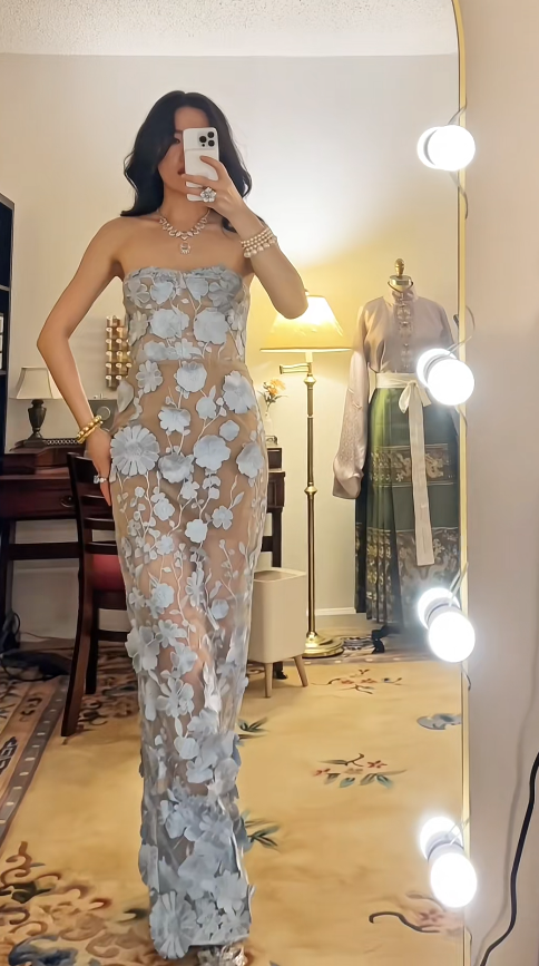 Sexy Strapless Sheath Long Prom Dresses Tulle Appliques  Evening Dresses Sleeveless Party Dresses  DP04278