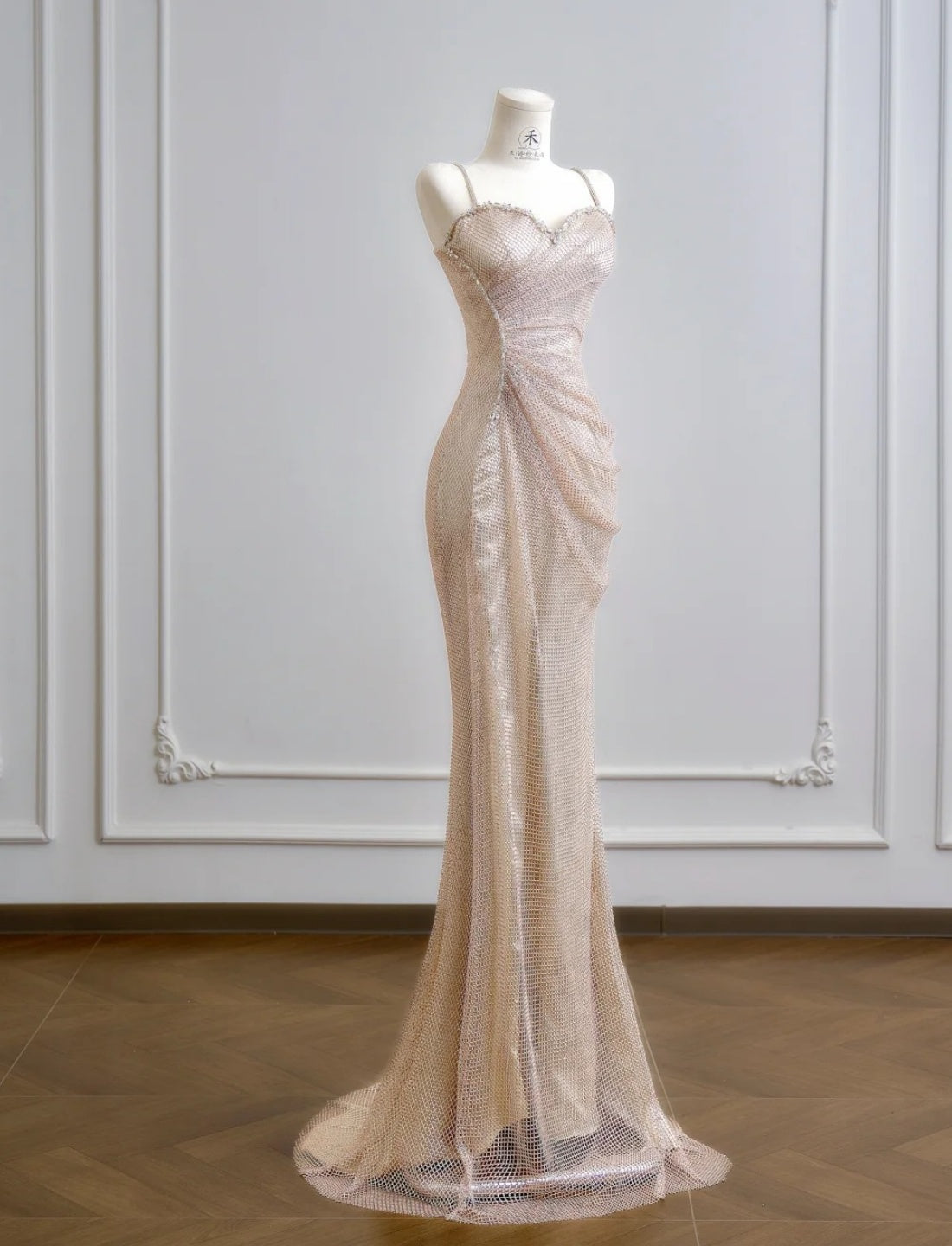 Elegant Spaghetti Straps Sheath Long Prom Dresses Tulle Champagne Birthday Dresses Sleeveless Evening Dresses DP04296