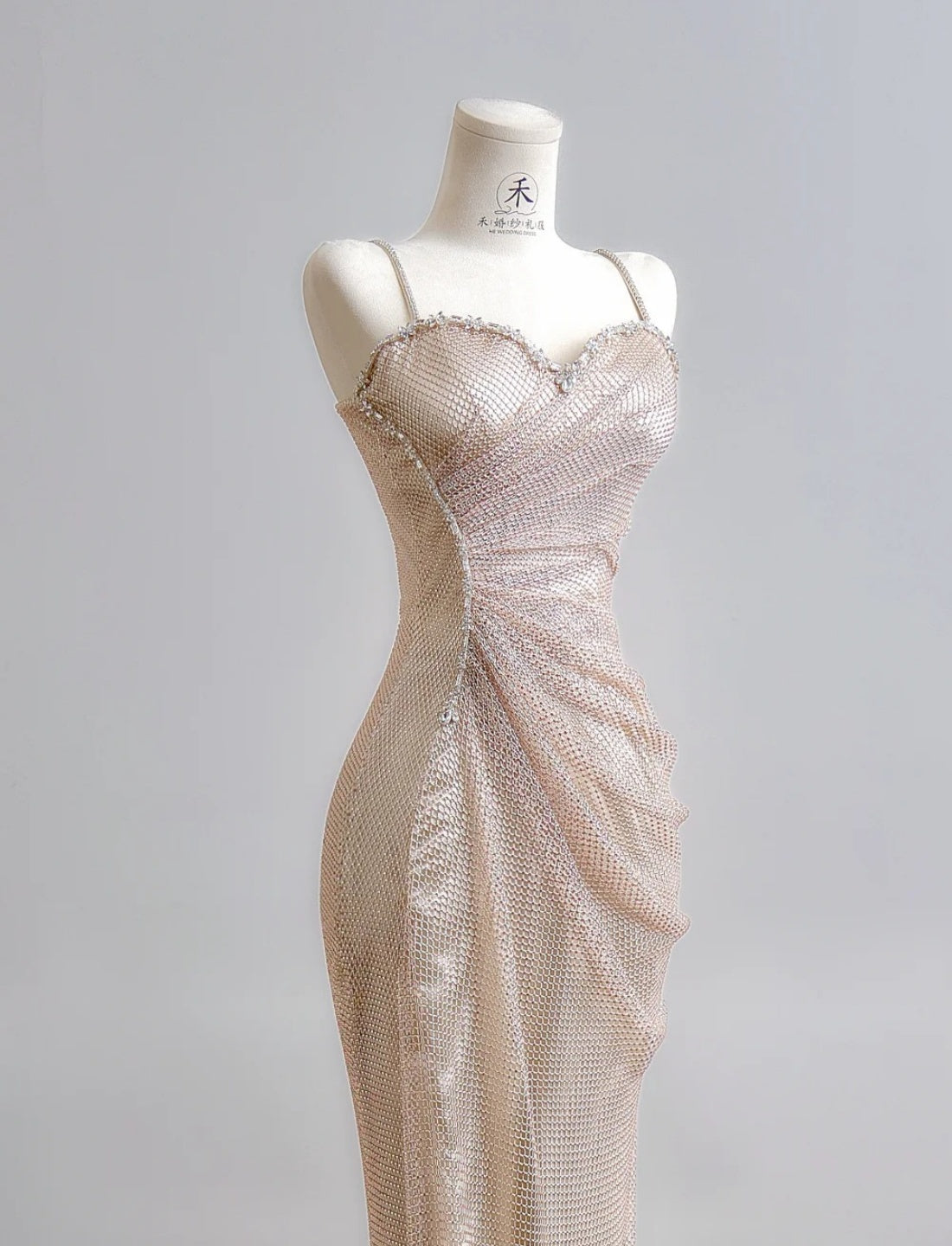 Elegant Spaghetti Straps Sheath Long Prom Dresses Tulle Champagne Birthday Dresses Sleeveless Evening Dresses DP04296