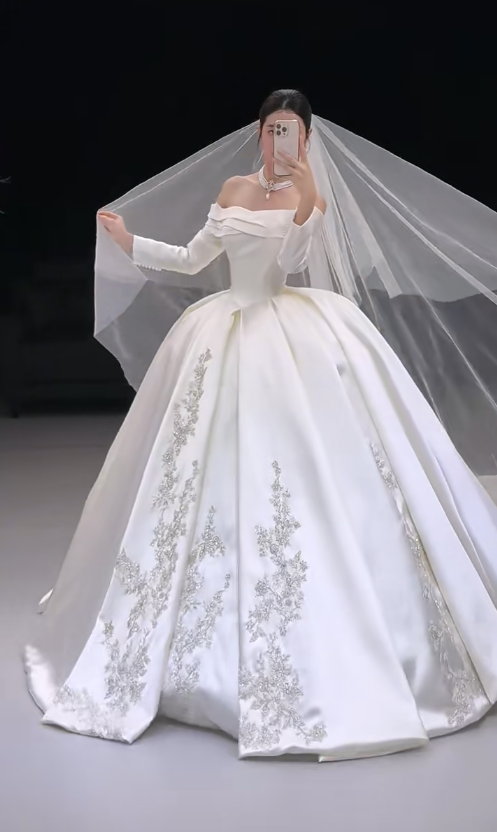 Süßes Ballkleid Spaghettiträger Silbergrau Mini Kurzes Formales Homecoming-Kleid Party Kurzes Ballkleid Hoco Kleider DH2684