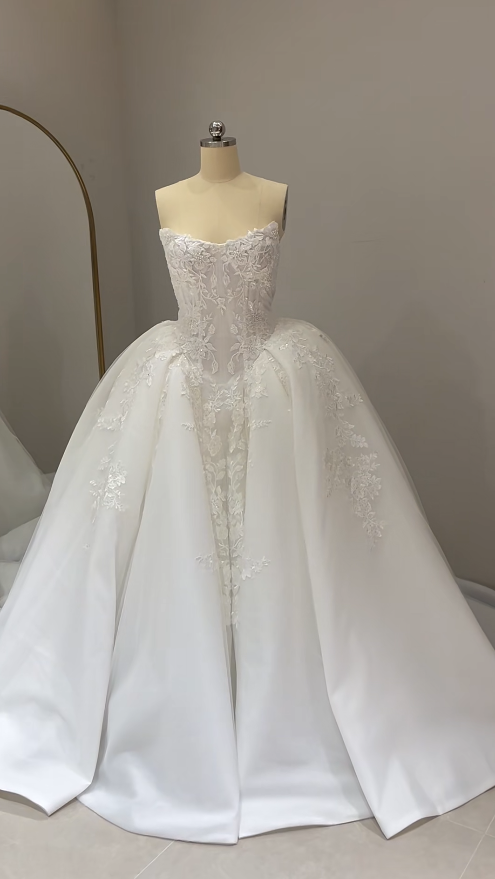 Süßes Ballkleid Spaghettiträger Silbergrau Mini Kurzes Formales Homecoming-Kleid Party Kurzes Ballkleid Hoco Kleider DH2684