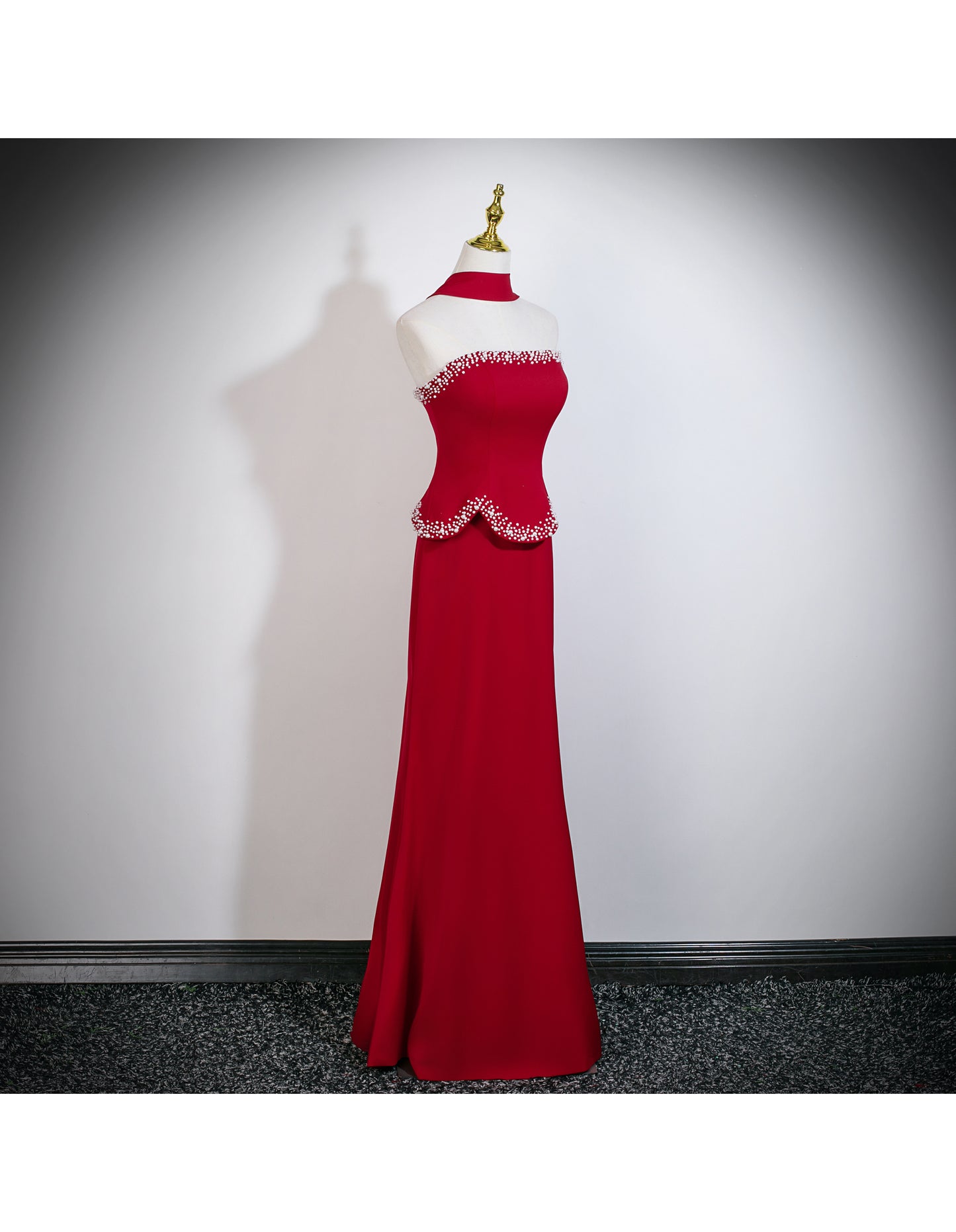 Burgundy Sheath Long Prom Dresses Chic Satin Sleeveless Evening Dresses Strapless Birthday Dresses DP04323