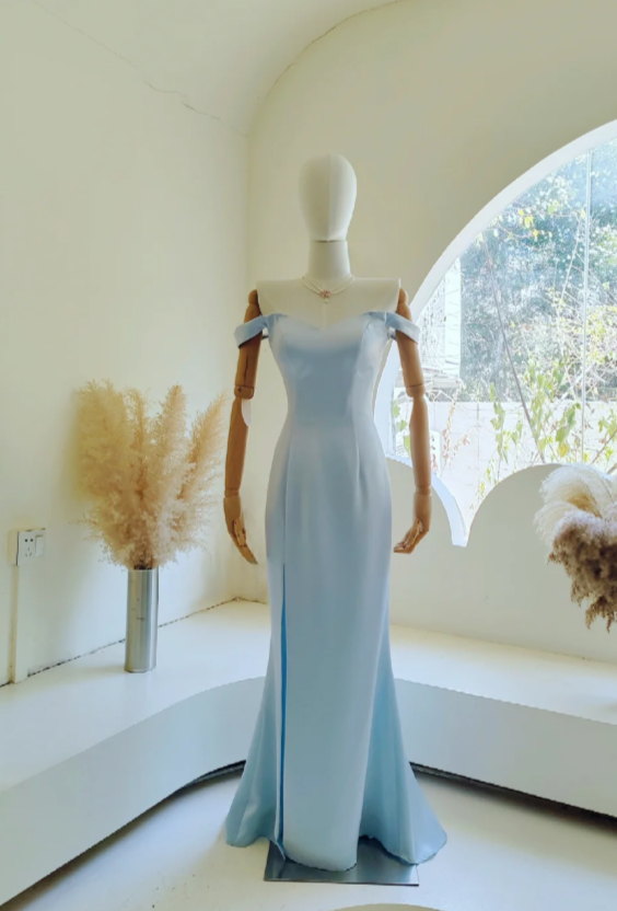 Glam Blue Sheath Long Prom Dresses Satin Off-shoulder Evening Dresses Sleeveless Party Dresses DP04344