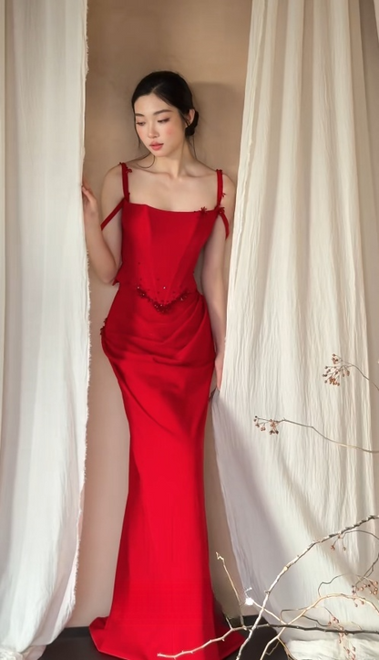 Glam Red Sheath Long Prom Dresses Satin Spaghetti Straps Evening Dresses Sleeveless Party Dresses DP04345