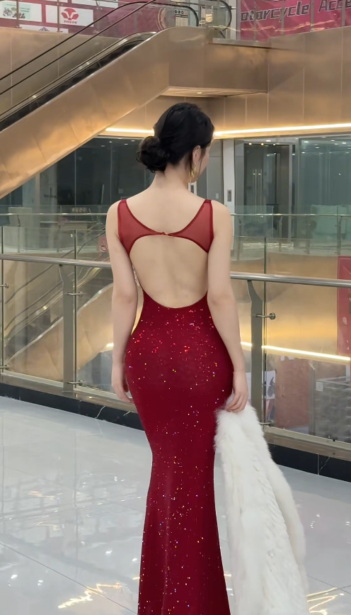 Sexy Burgundy Sheath Long Prom Dresses Glitter Tulle Spaghetti Straps Evening Dresses Sleeveless Party Dresses DP04346