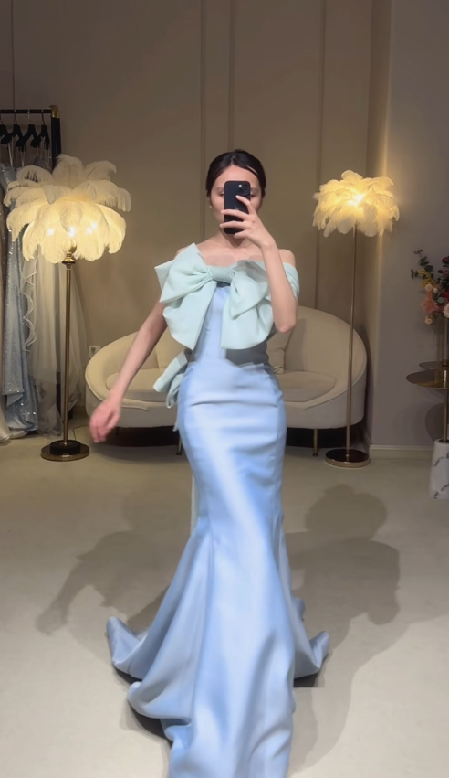 Elegant Blue Mermaid Long Prom Dresses Satin Sleeveless Evening Dresses DP04353