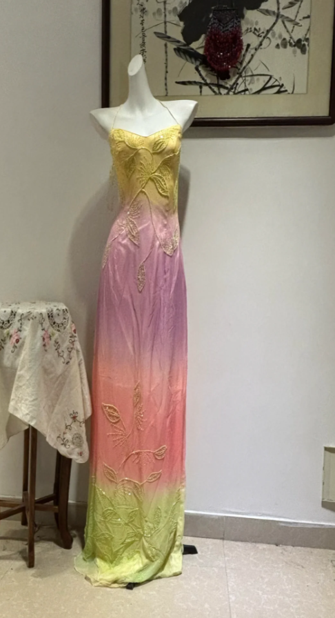 Elegant Muti-Color Sheath Long Prom Dresses Beaded Satin Spaghetti Straps Evening Dresses Backless Birthday Dresses DP04407