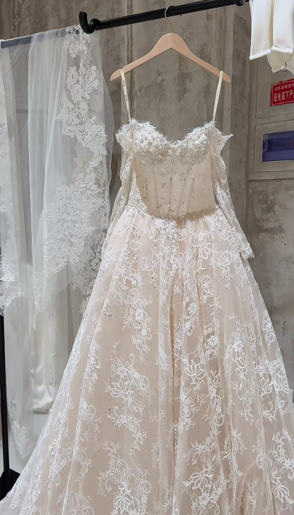 Timeless A-Line Long Wedding Dresses Lace Beaded Bridal Gowns Long Sleeves Bridal Dresses DP04415