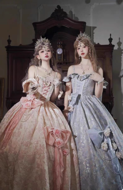 Süßes Ballkleid Spaghettiträger Silbergrau Mini Kurzes Formales Homecoming-Kleid Party Kurzes Ballkleid Hoco Kleider DH2684