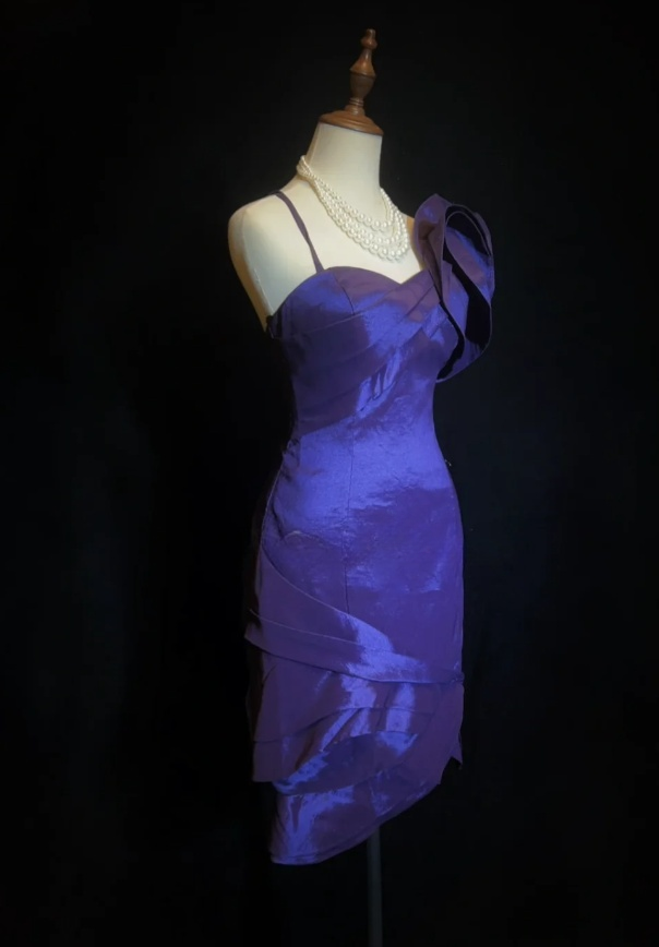 Sexy Spaghetti Straps Sheath Long Prom Dresses Satin Purple Party Dresses Sleeveless Evening Dresses  DP04470