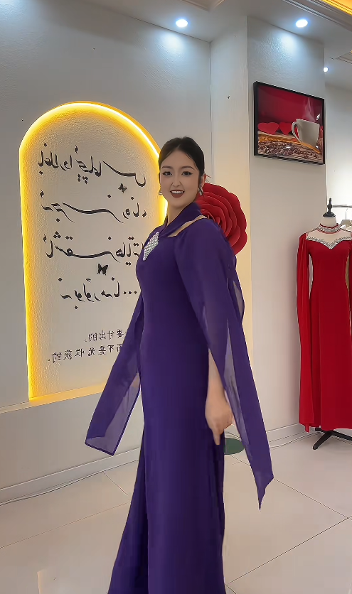 Süßes Ballkleid Spaghettiträger Silbergrau Mini Kurzes Formales Homecoming-Kleid Party Kurzes Ballkleid Hoco Kleider DH2684