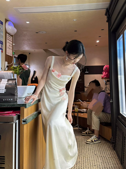 Fashion White Sheath Long Prom Dresses Satin Spaghetti Straps Christmas Dresses Sleeveless Evening Dresses DP04484