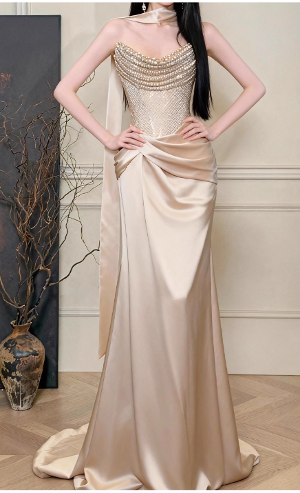 Fashion Gold Sheath Long Prom Dresses Satin Strapless Christmas Dresses Sleeveless Evening Dresses DP04487