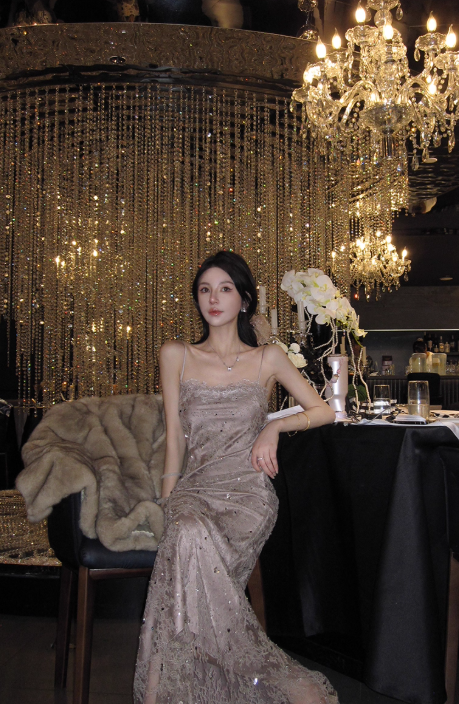 Süßes Ballkleid Spaghettiträger Silbergrau Mini Kurzes Formales Homecoming-Kleid Party Kurzes Ballkleid Hoco Kleider DH2684