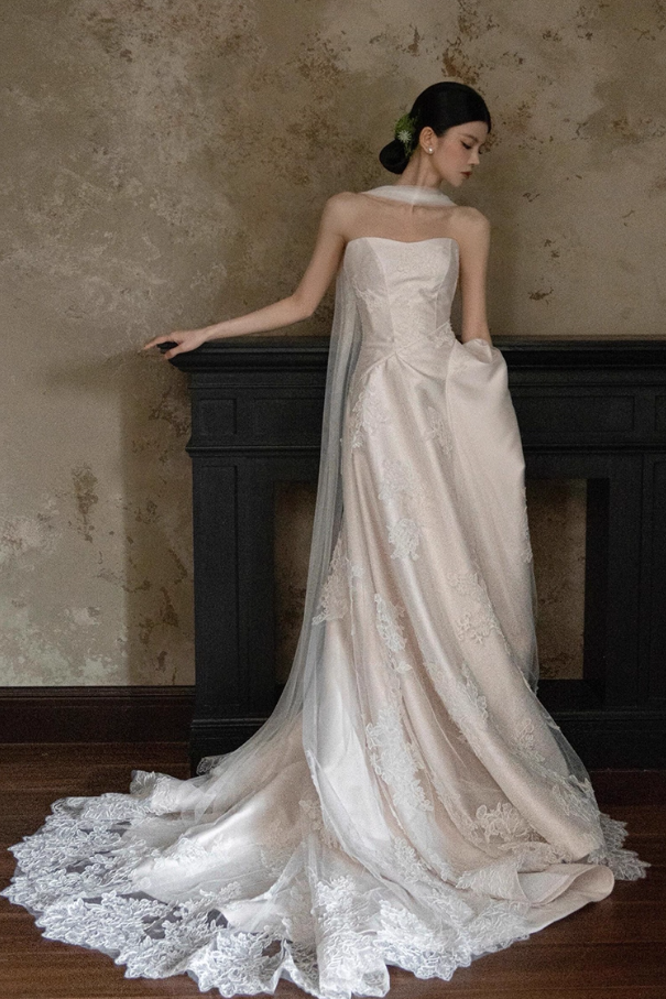 Timeless Strapless Sheath Long Wedding Dresses Lace  White Bridal Dresses Sleeveless Bridal Gowns DP04495