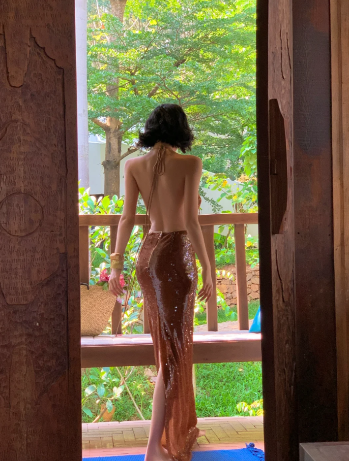 Elegant Halter Sheath Long Prom Dresses Sequins Sleeveless Evening Dresses DP04507