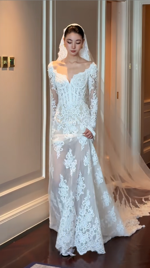 Timeless Sheath Long Wedding Dresses Tulle Applique White Bridal Dresses Backless Long Sleeves Bridal Gowns DP04516