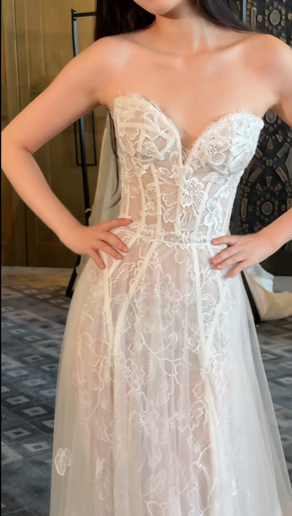 Timeless A-Line Tulle Long Wedding Dresses Applique White Bridal Dresses Sleeveless Bridal Gowns DP04520