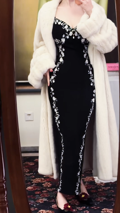 Süßes Ballkleid Spaghettiträger Silbergrau Mini Kurzes Formales Homecoming-Kleid Party Kurzes Ballkleid Hoco Kleider DH2684