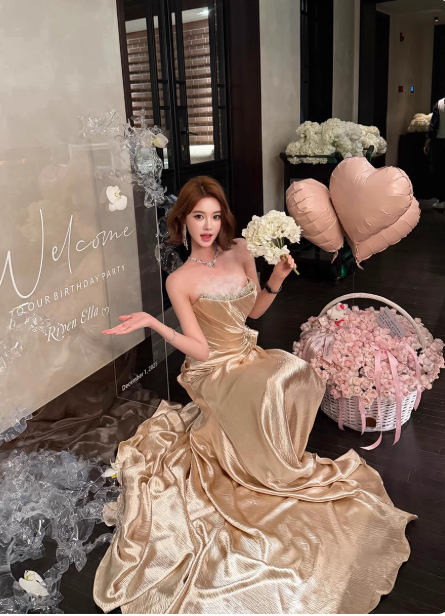 Süßes Ballkleid Spaghettiträger Silbergrau Mini Kurzes Formales Homecoming-Kleid Party Kurzes Ballkleid Hoco Kleider DH2684