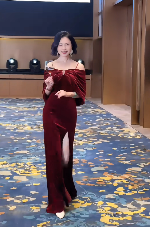 Robe de bal courte à bretelles spaghetti, gris argenté, robe de soirée courte, robe de bal Hoco DH2684