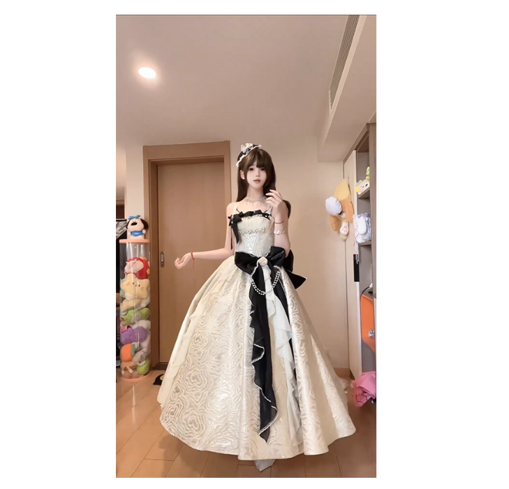 Süßes Ballkleid Spaghettiträger Silbergrau Mini Kurzes Formales Homecoming-Kleid Party Kurzes Ballkleid Hoco Kleider DH2684