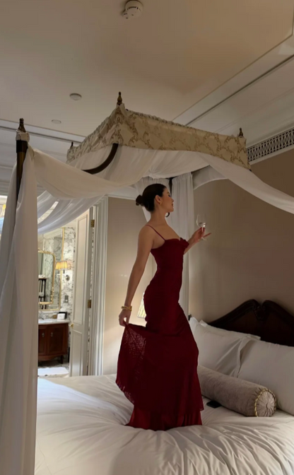 Vintage Sheath Burgundy Prom Dresses Chiffon Spaghetti Straps Long Evening Dresses Sleeveless Party Dresses DP04610