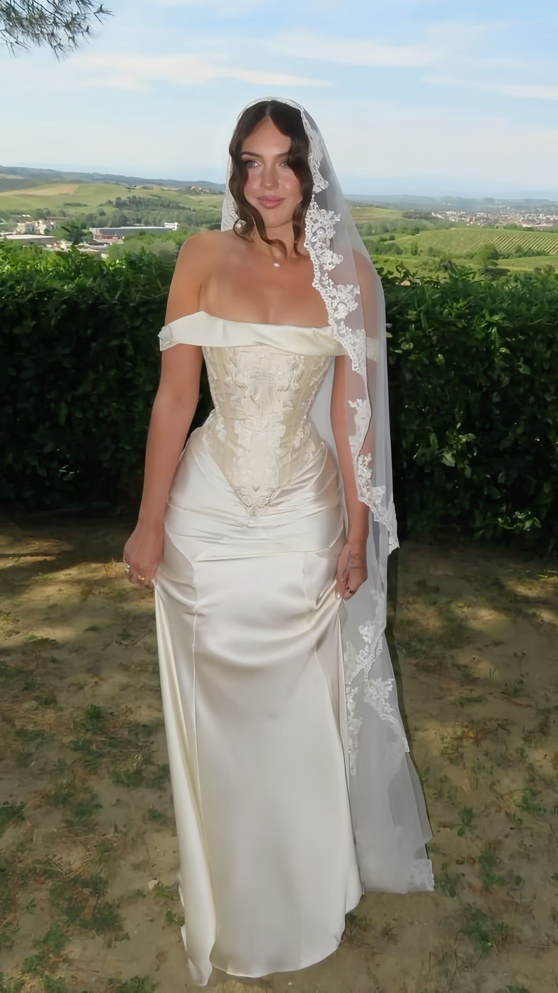 Chic Sheath Long Wedding Dresses Satin White Bridal Dresses Off-shoulder Bridal Gowns DP04669