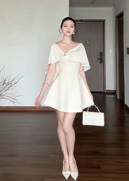 Sexy Ivory  Short Prom Dresses V-neck A-Line Evening Dresses Satin Sleeveless Birthday Dresses DP04720