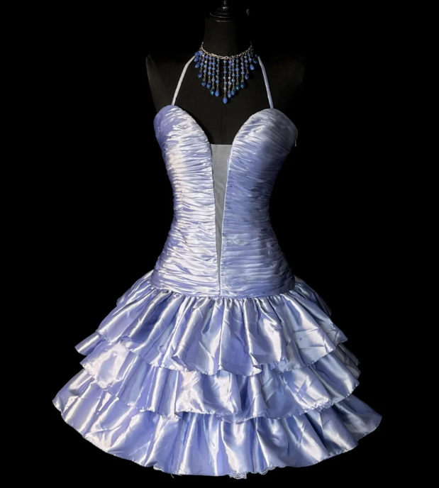 Elegant Green Short Prom Dresses Halter A-Line Birthday Dresses Satin Sleeveless Party Dress DP04733