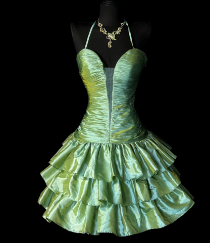 Elegant Green Short Prom Dresses Halter A-Line Birthday Dresses Satin Sleeveless Party Dress DP04733