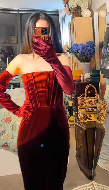 Gorgeous Burgundy Long Prom Dresses Strapless Sheath Birthday Dresses Velvet Sleeveless Evening Gowns DP04744