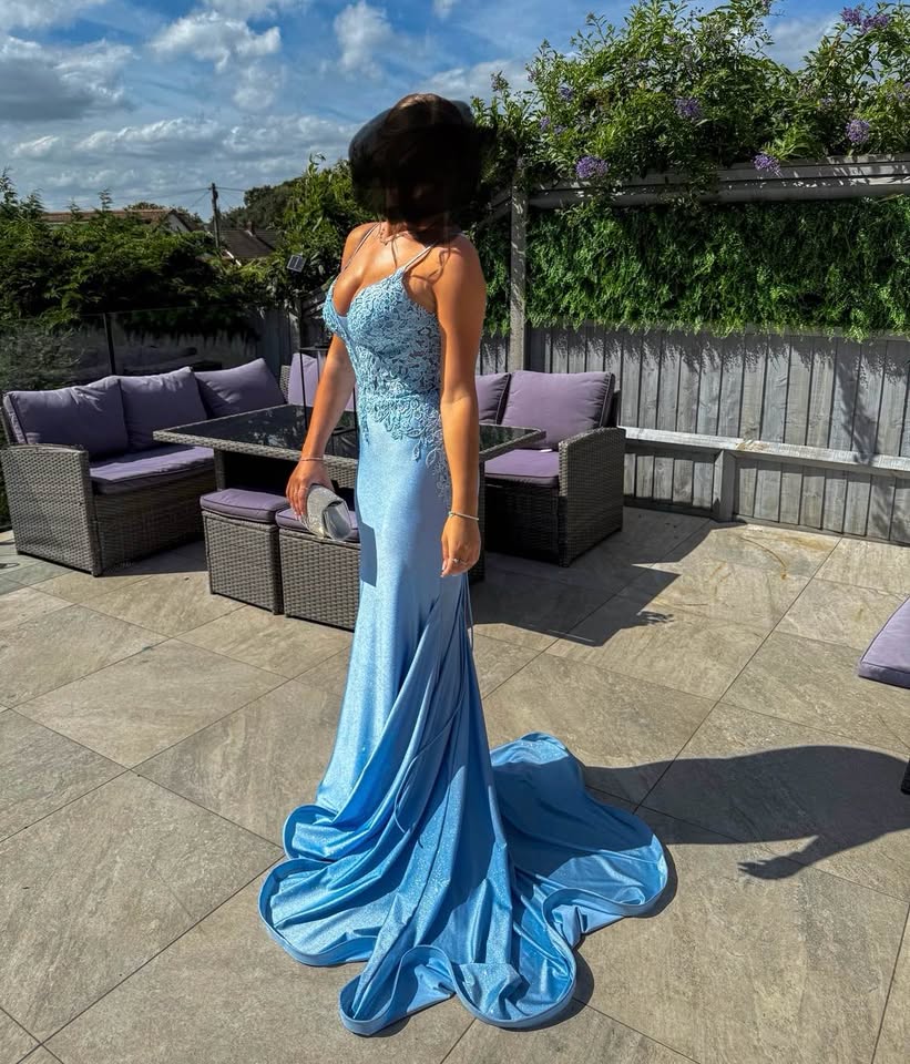Gorgeous Blue Long Prom Dresses Spaghetti Straps Sheath Birthday Dresses Satin Sleeveless Evening Gowns  DP04745