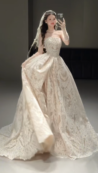 Timeless A-Line Long Wedding Dresses Strapless White Bridal Gowns Applique Tulle Birdal Dresses DP04756