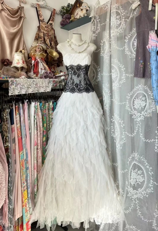 Vintage A-line White Long Prom Dresses Tulle Strapless Evening Dresses DP04767