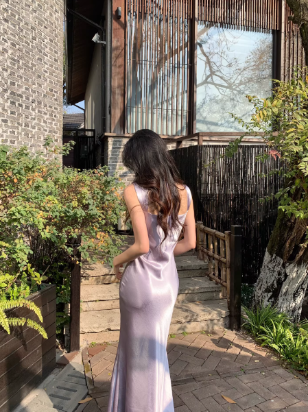 Chic Sheath Lilac Long Prom Dresses Satin Straps Sleeveless Evening Dresses DP04770