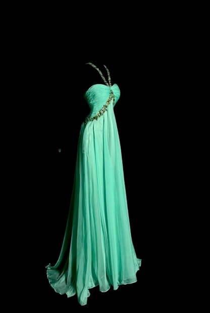 Elegant Sheath Green Long Prom Dresses Beaded Chiffon Halter Evening Gowns DP04782