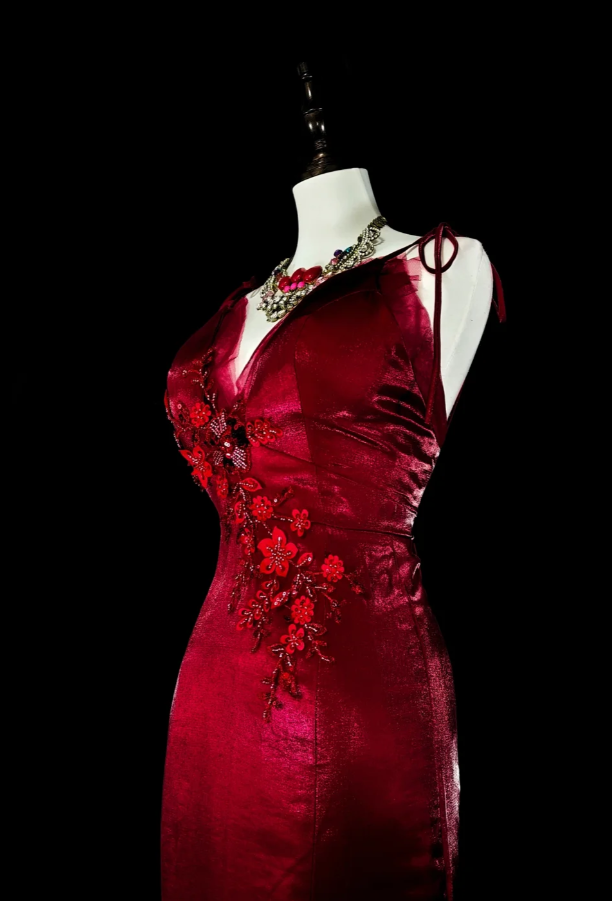 Chic Mermaid Burgundy Long Prom Dresses Beaded Satin Spaghetti traps Sleeveless Evening Gowns DP04790