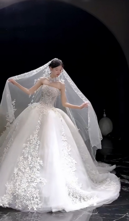 Chic A-Line Long Wedding Dresses Tulle Appliques White Bridal Gowns Strapless Bridal Dresses DP04791