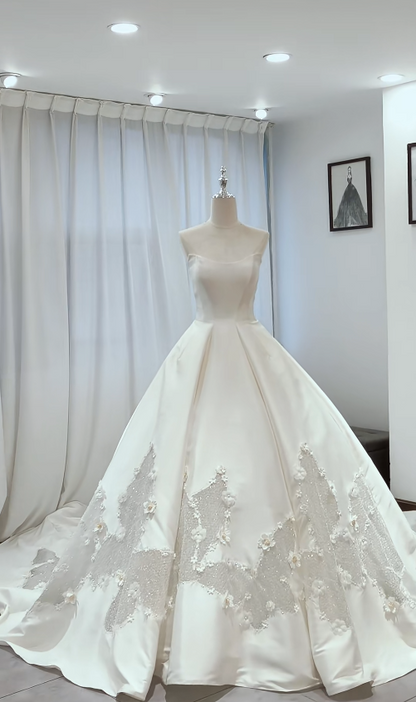 Modest A-Line Long Wedding Dress Satin Strapless White Bridal Gown Sleeveless Bridal Dress DP04796