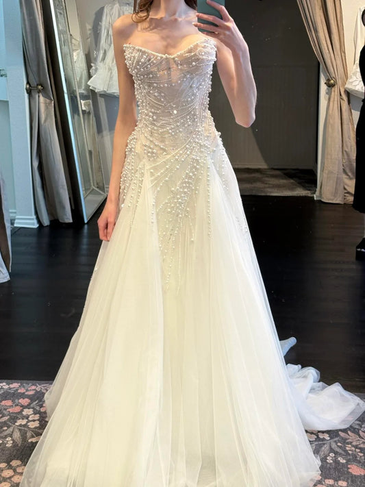 Modest A-Line Long Wedding Dress Beaded Tulle Strapless White Bridal Gown Sleeveless Bridal Dress  DP04800