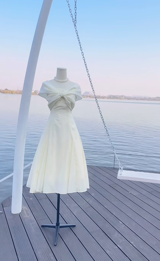 Robe de bal courte à bretelles spaghetti, gris argenté, robe de soirée courte, robe de bal Hoco DH2684