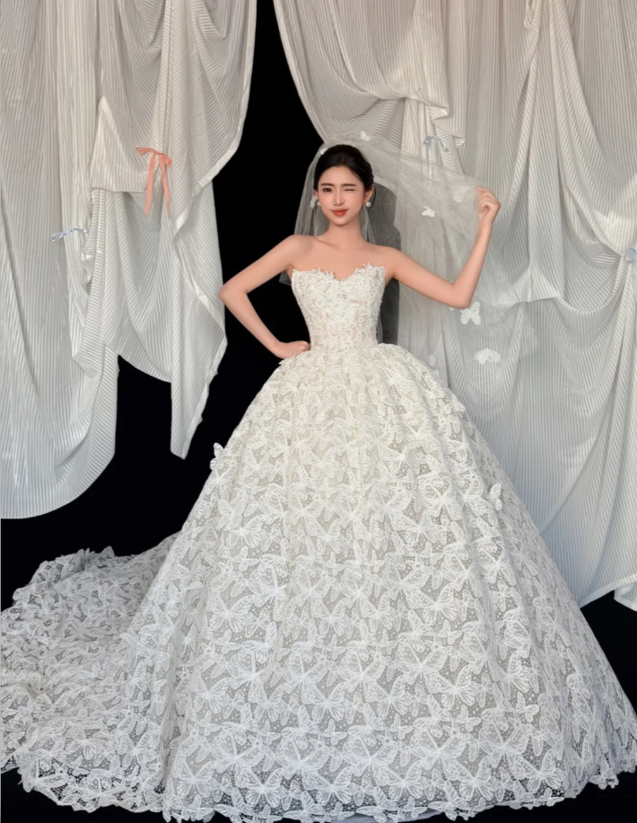 Timeless A-line Long Wedding Dress Tulle Butterfly Sweetheart Bridal Dress Sleeveless Birdal Gowns DP04817