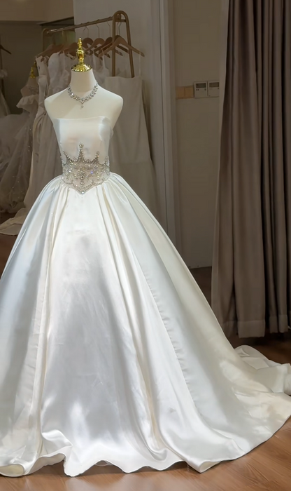 Timeless A-Line Long Wedding Dress Satin Strapless White Bridal Dress Sleeveless Bridal Gown DP04825