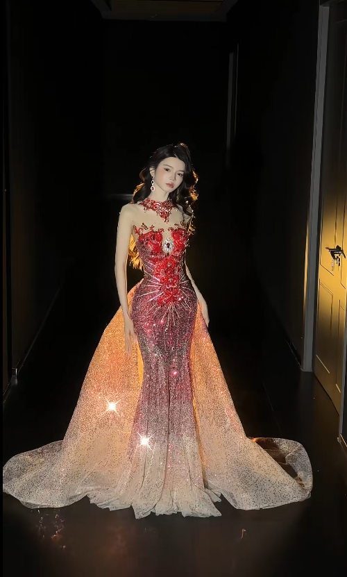 Gorgeous Mermaid Burgundy Long Prom Dress Tulle Beaded High Neck Sleeveless Evening Dress DP04841