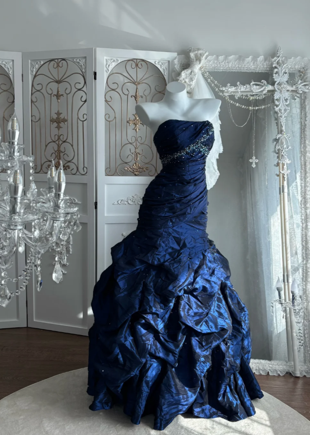 Gorgeous Navy Blue Long Prom Dresses Taffeta Strapless Sheath Evening Dress Sleeveless Birthday Outfit DP04901