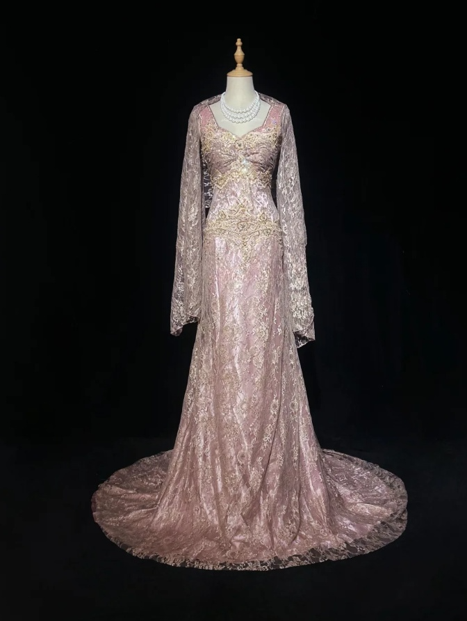 Gorgeous Pink Long Prom Dresses Beaded Lace Queen Anne Sheath Evening Dress Sleeveless Formal Dress DP04903