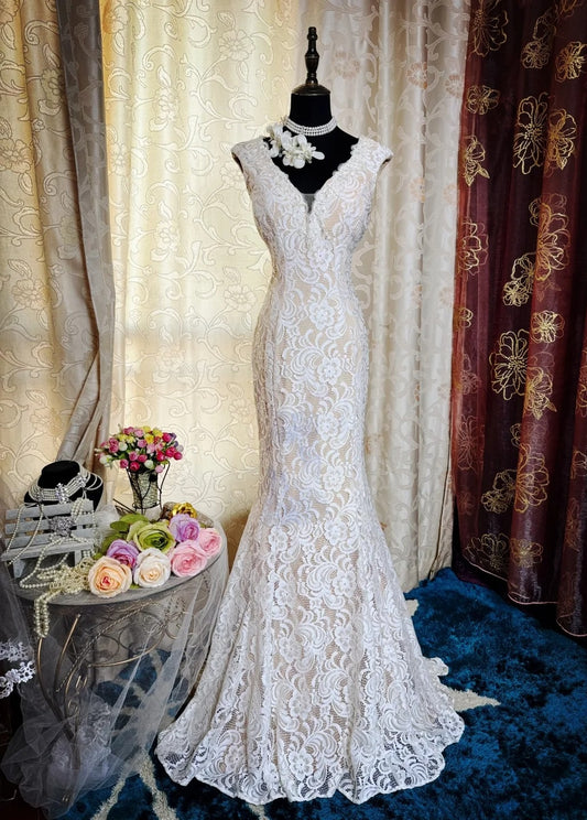 Elegant Champagne Long Prom Dresses Lace V-neck Mermaid Evening Dress Sleeveless Wedding Reception Dress DP04904