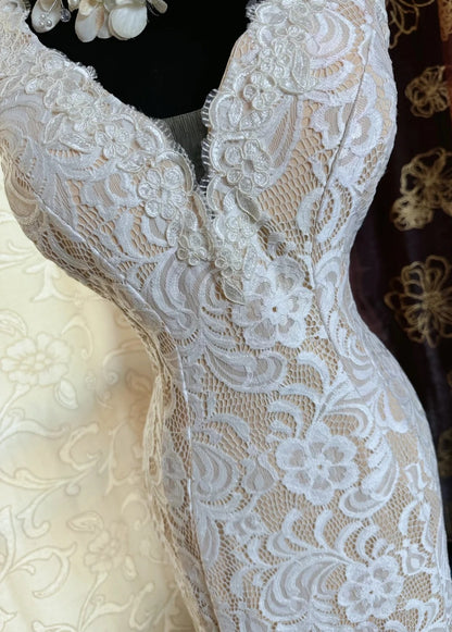 Elegant Champagne Long Prom Dresses Lace V-neck Mermaid Evening Dress Sleeveless Wedding Reception Dress DP04904