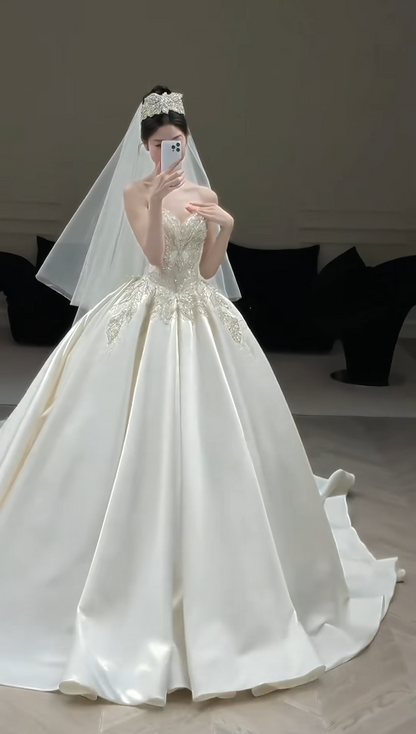 Timeless A-Line Long Wedding Dress Sweetheart Satin Beaded White Bridal Dress Sleeveless Bridal Gowns DP04940